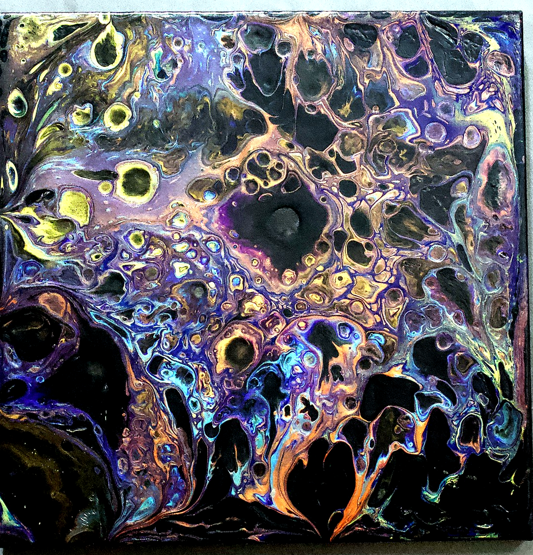 Back shelf Artopyandra dark cellular acrylic pour work